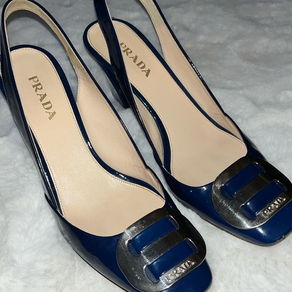 🔥 PRADA Luxury Blue Patent Leather Heels w/Buckle size: 39  🔥 - Picture 5 of 17